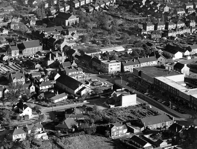 Much can be seen in the early 1960s view of Ashby overlooking and the Broadway area including the Roxy Cinema, the original Mill Road Club building and the Primitive Methodist chapel.